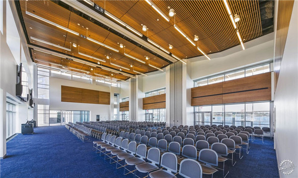 紐約州立大學海事學術中心