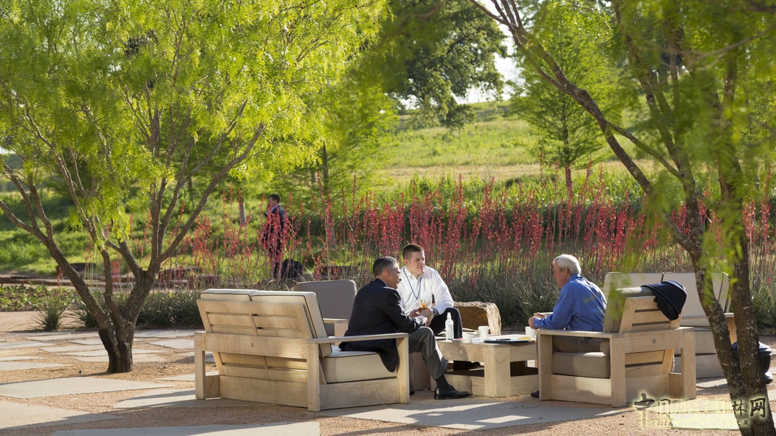 SWA經(jīng)典案例:德勤大學(xué)景觀設(shè)計(jì)