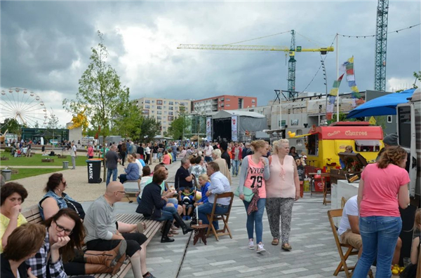 荷蘭：拉德休斯廣場景觀改造