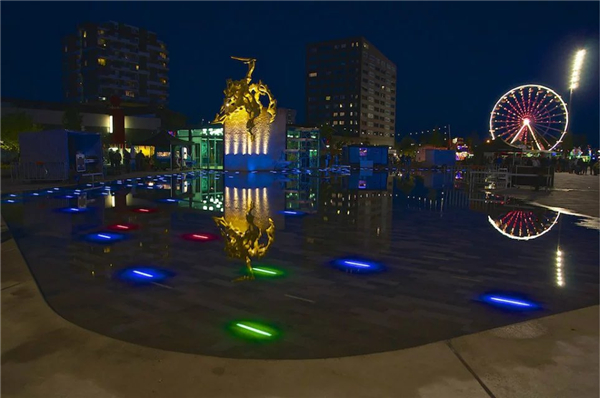 荷蘭：拉德休斯廣場景觀改造