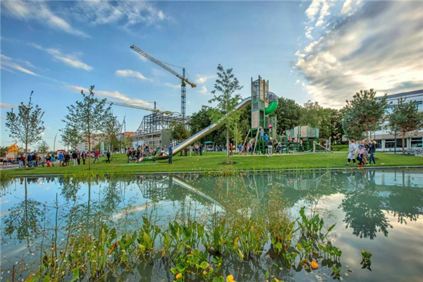 荷蘭：拉德休斯廣場景觀改造