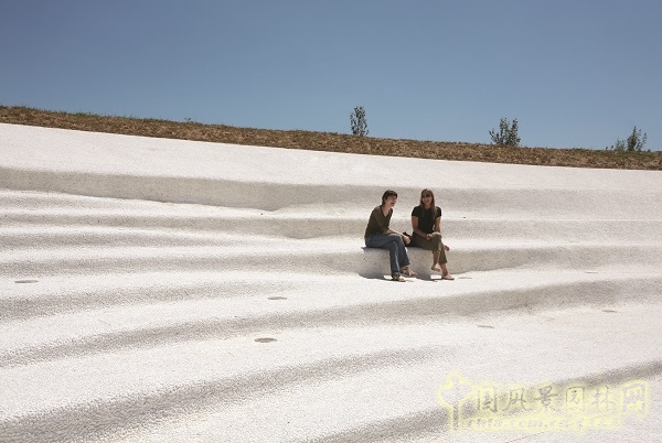 案例賞析：意大利圣多納迪皮夫市社區公園