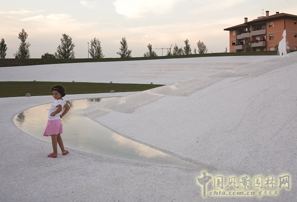 案例賞析：意大利圣多納迪皮夫市社區公園