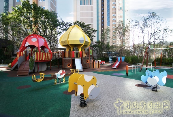 關于居住空間變化對游樂空間之影響的研究