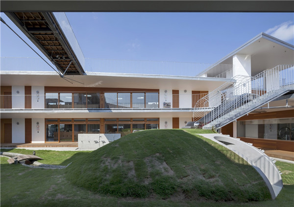 案例賞析：自然與安全共生的幼兒園設(shè)計(jì)