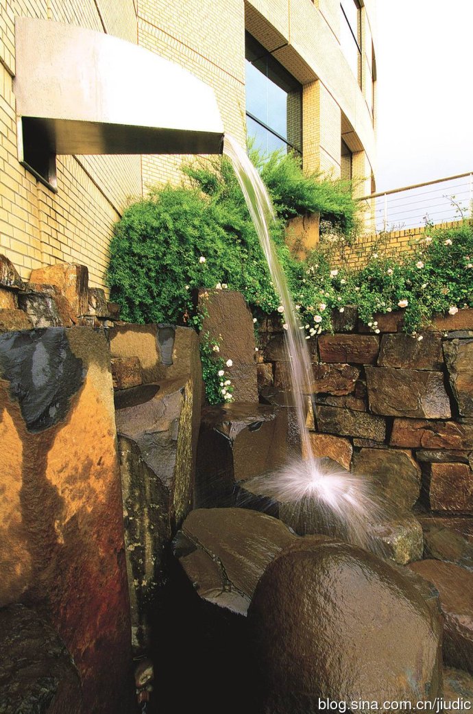 羅青：經(jīng)典美國城市環(huán)境中的雨水管理設(shè)計