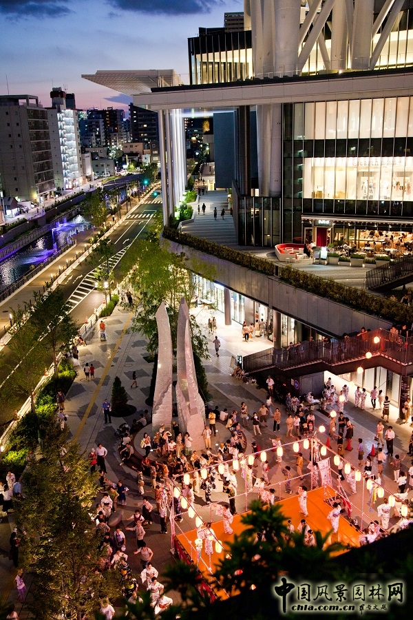 案例賞析:東京晴空塔小鎮