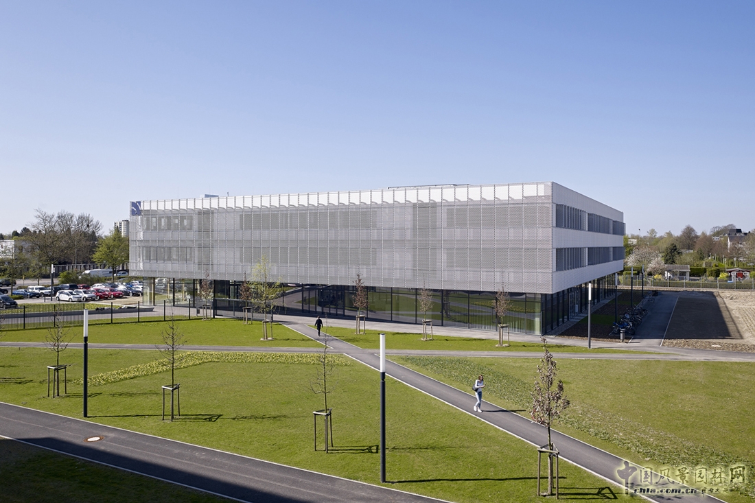 德國克雷菲爾德市校園擴建改造設計（組圖）