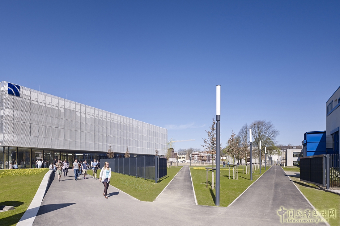 德國克雷菲爾德市校園擴建改造設計（組圖）