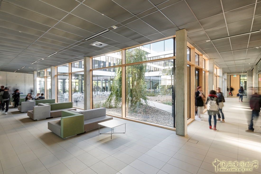 德國克雷菲爾德市校園擴建改造設計（組圖）