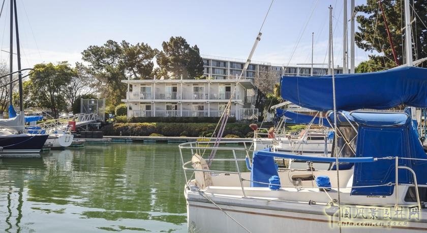 SWA：美國加利福尼亞阿拉米達碼頭村