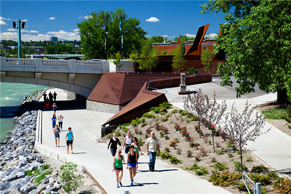 加拿大Poppy Plaza紀念廣場景觀設計