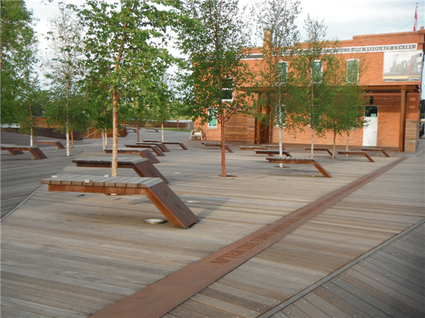 加拿大Poppy Plaza紀念廣場景觀設計