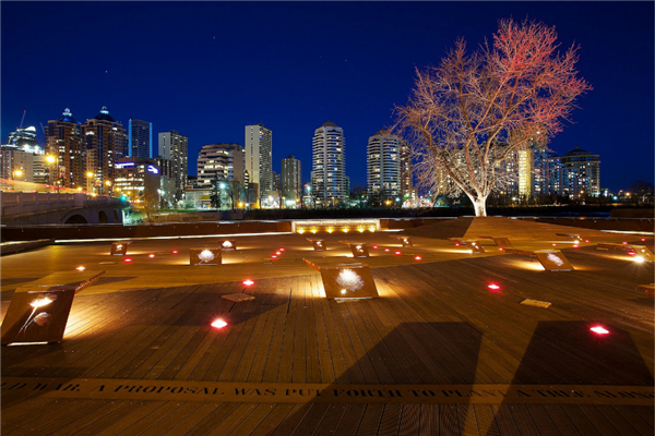 加拿大Poppy Plaza紀念廣場景觀設計