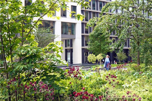 英國倫敦潘克拉斯廣場景觀設計