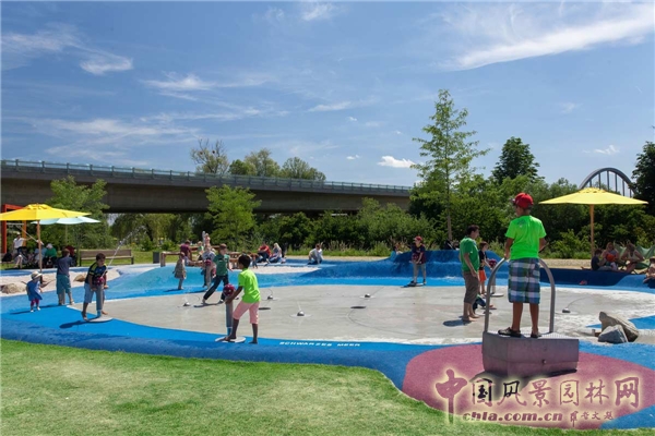 堤壩上的多瑙河公園(組圖)