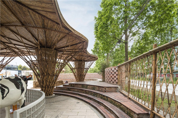 “竹園”-鄉村環境中的手工藝竹構實驗