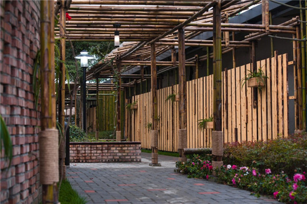 “竹園”-鄉村環境中的手工藝竹構實驗