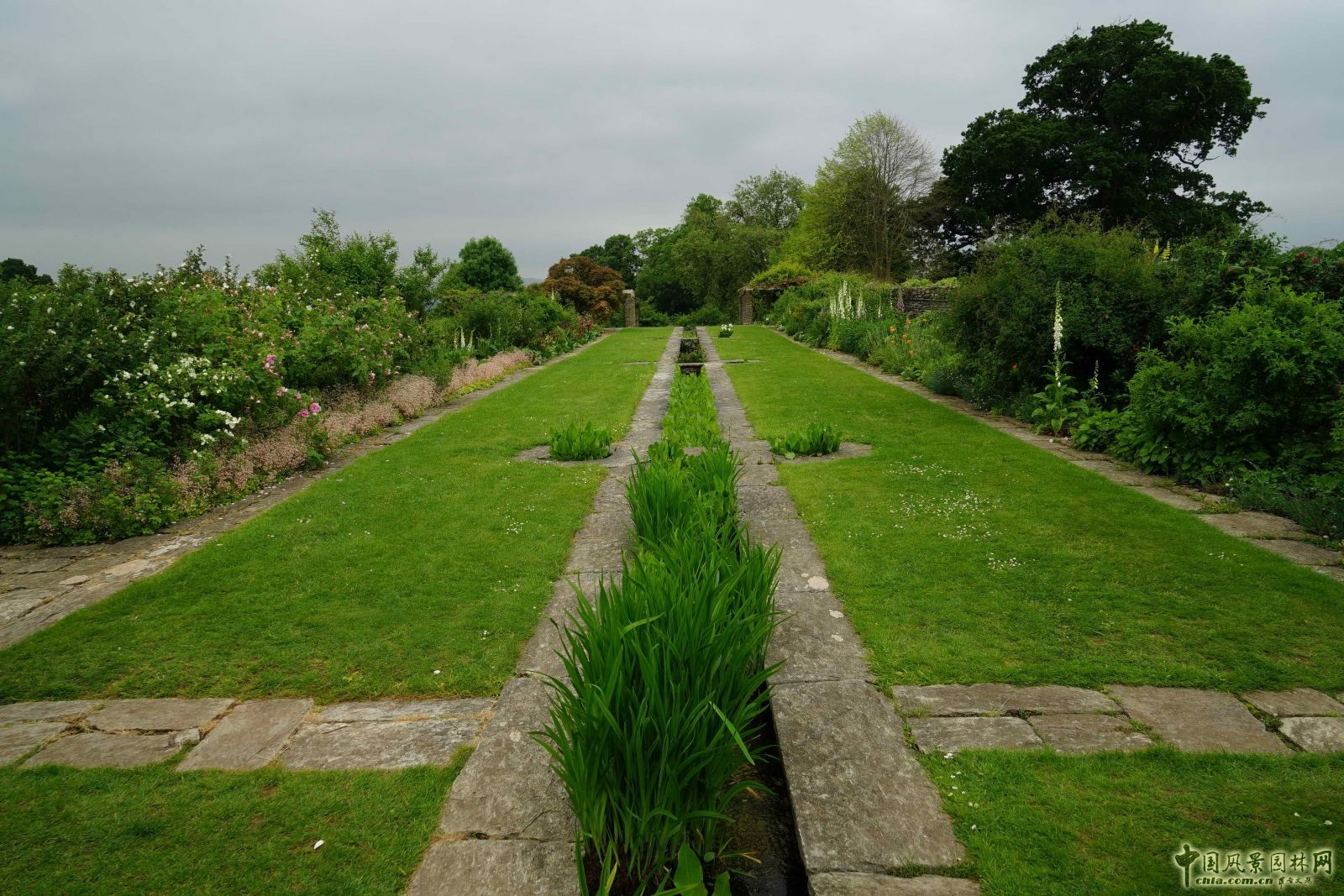 俯拾皆是“杰基爾Style”——英國赫斯特庫姆花園