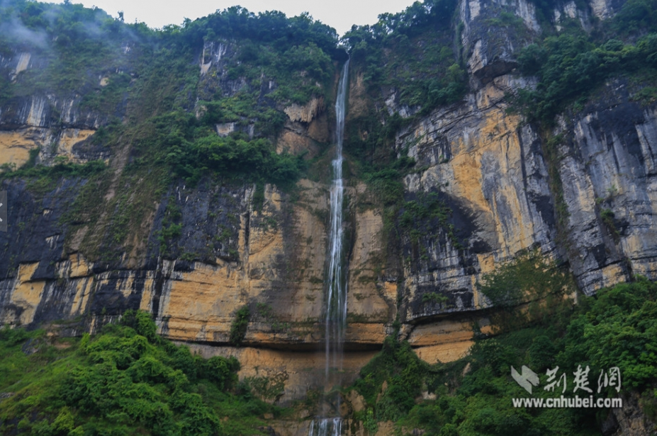 清江蝴蝶崖景區的“絕美畫卷”