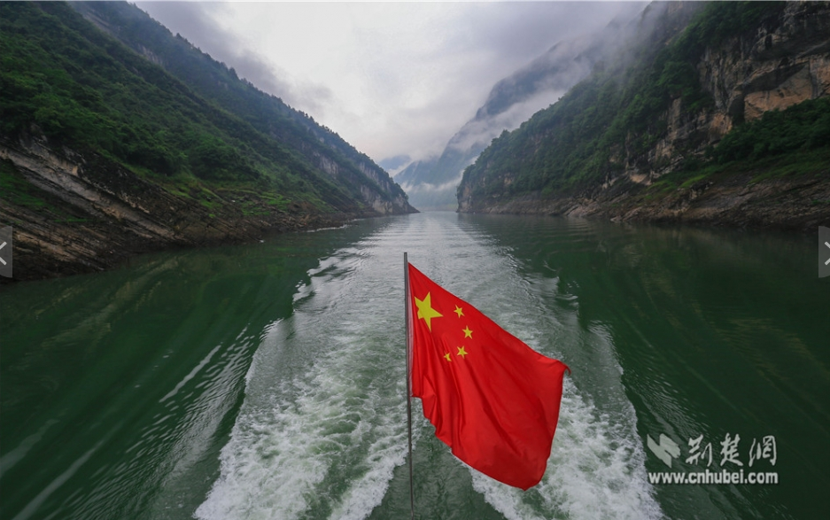 清江蝴蝶崖景區(qū)的“絕美畫卷”