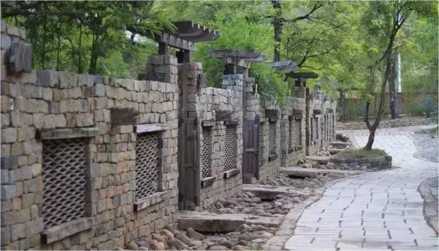 民宿設(shè)計(jì):霸王嶺雨林老屋酒店改造項(xiàng)目