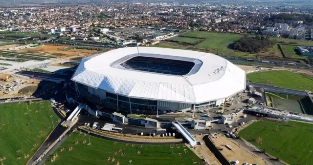 歐洲杯賽事場館賞析（多圖）