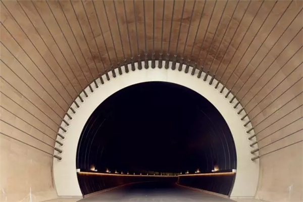 貝聿銘：日本滋賀縣秀美美術館景觀