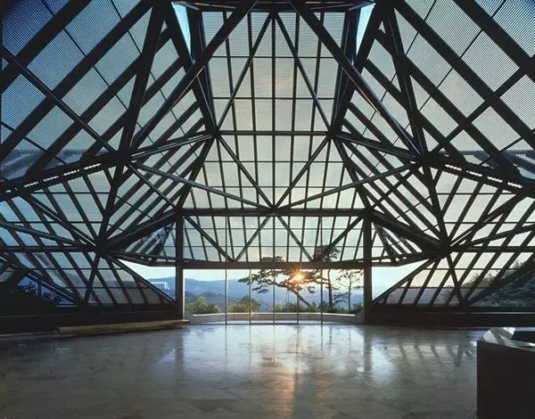 貝聿銘:日本滋賀縣秀美美術館景觀