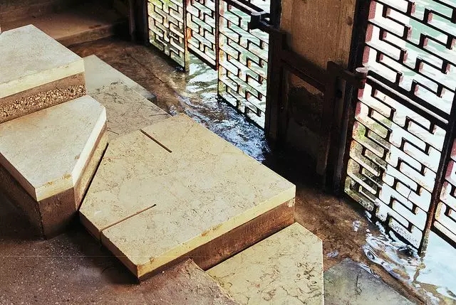 園林景觀設計中“園與水”的碰撞