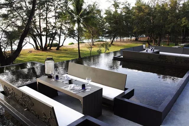 園林景觀設(shè)計(jì)中“園與水”的碰撞