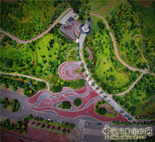 藍(lán)調(diào)國際:重慶金海灣濱江園 山水之城的濱水密境