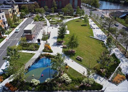 美國(guó)河濱住宅公園