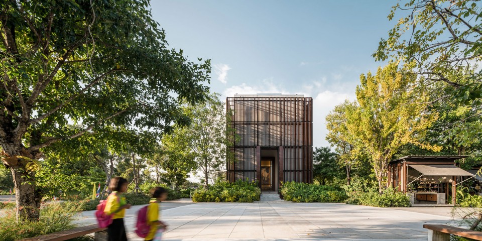 高速路旁的鄉(xiāng)土風(fēng)格開放型城市公園