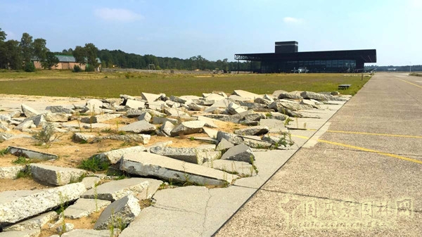 8月12日頭條：荷蘭蘇斯特貝赫軍事博物館項目賞析