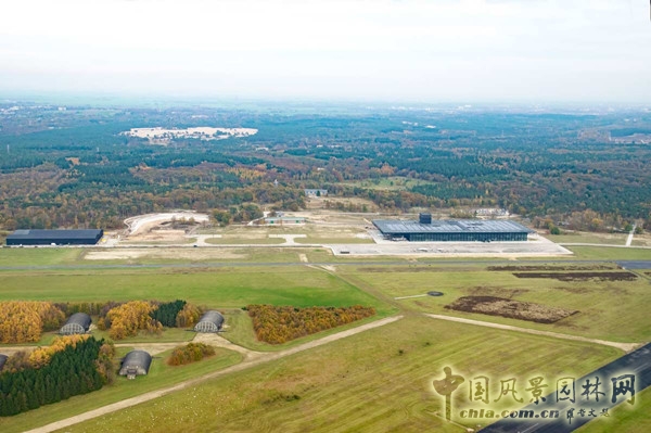 8月12日頭條：荷蘭蘇斯特貝赫軍事博物館項目賞析