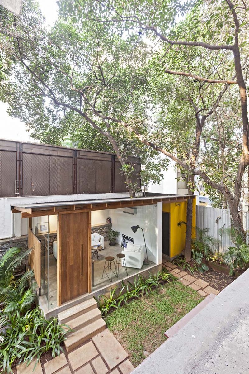 孟買熱帶環(huán)境下的禪意涼亭