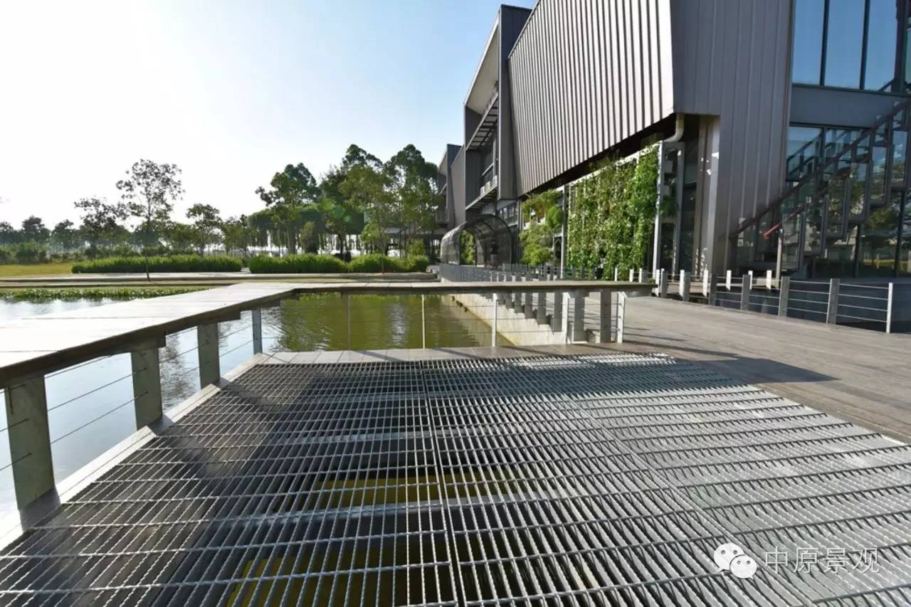 馬來西亞加里斯建筑師的弧形景觀設計