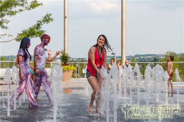 Sasaki:辛辛那提斯梅爾濱河公園