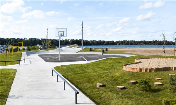 LEMVIG滑板公園:體化的滑板公園與城市公園