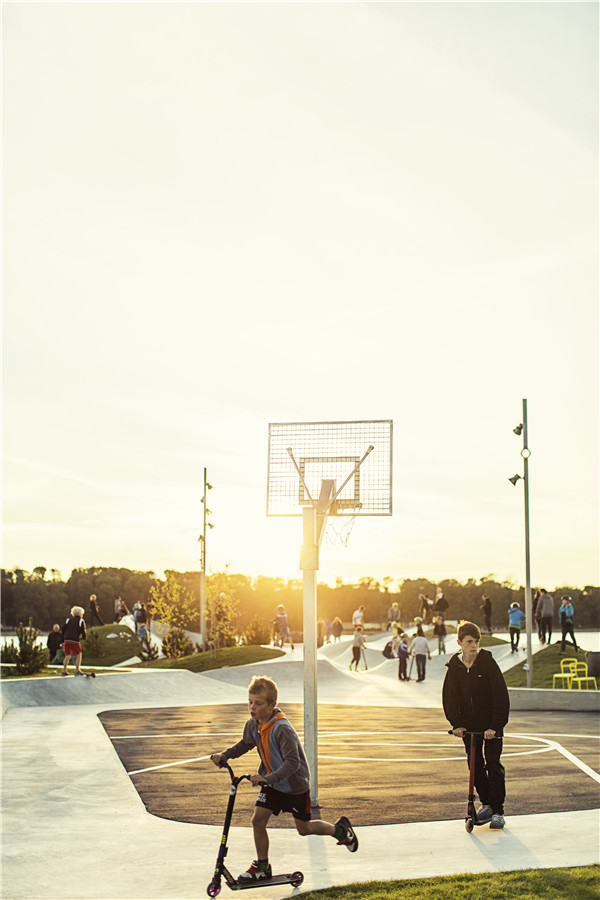 LEMVIG滑板公園:體化的滑板公園與城市公園