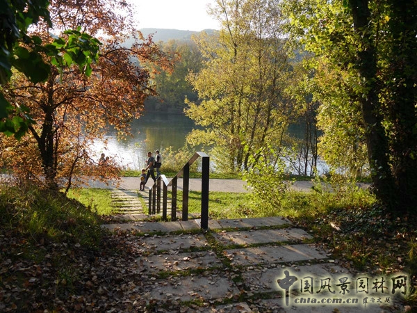 9月9日頭條：里昂索恩河Rochetaillee改造項目賞析