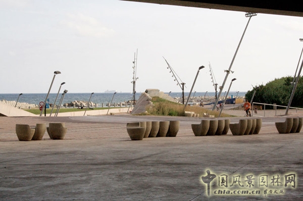 9月14日頭條：巴塞羅那S-E海濱公園項(xiàng)目賞析