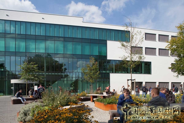 9月21日頭條：荷蘭方提斯大學(xué)Rachelsmolen校區(qū)改造工程