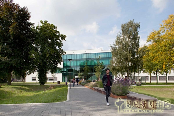 9月21日頭條：荷蘭方提斯大學Rachelsmolen校區改造工程