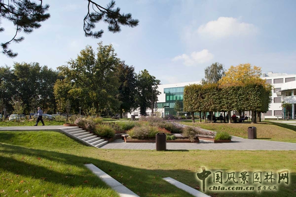 9月21日頭條：荷蘭方提斯大學Rachelsmolen校區改造工程