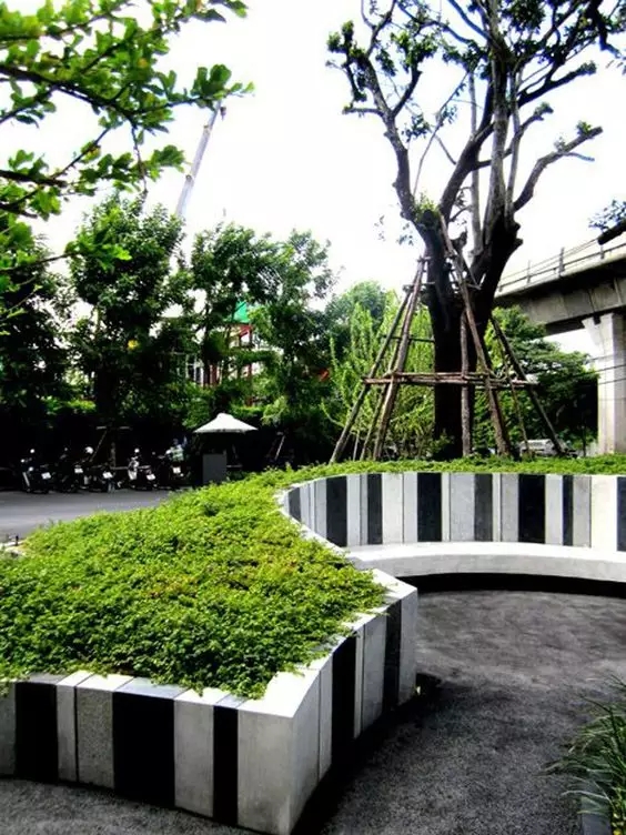 樹池和坐凳的完美組合