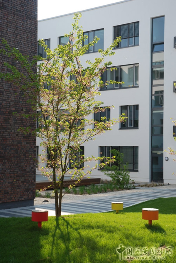 9月30頭條：索林根市政廣場項目賞析