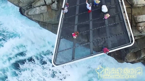 10月5日頭條：澳大利亞Torndirrup國家公園天生橋