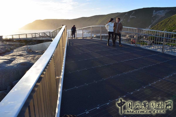 10月5日頭條：澳大利亞Torndirrup國家公園天生橋